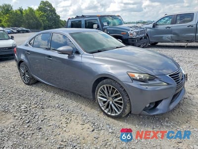 Czwarte zdjęcie samochodu z boku: 2014 LEXUS IS 250 VIN:JTHCF1D29E5002335 - miniatura