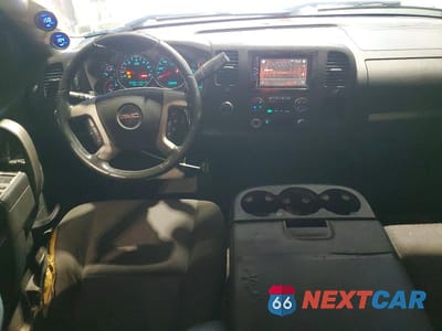 Zdjęcie 8 z 13 samochodu: 2013 GMC SIERRA K1500 SLE VIN:1GTR2VE79DZ148458 - miniatura