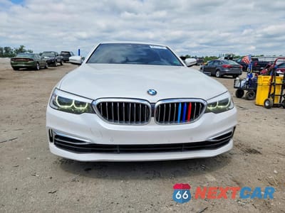 Piąte zdjęcie samochodu w środku: 2019 BMW 530 I VIN:WBAJA5C53KWW22224 - miniatura