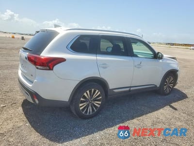 Trzecie zdjęcie samochodu z tyłu: 2020 MITSUBISHI OUTLANDER SE VIN:JA4AZ3A39LZ041175 - miniatura