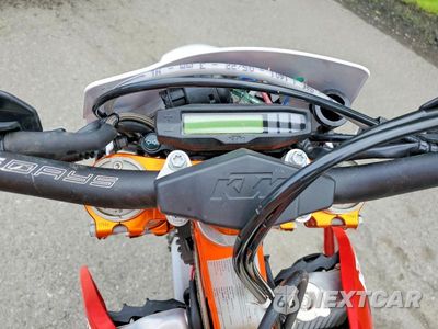 Zdjęcie 7 z 8 samochodu: 2023 KTM 500 EXC-F SIX DAYS VIN:VBKEXK40XPM449811 - miniatura