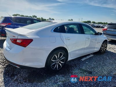 Trzecie zdjęcie samochodu z tyłu: 2023 CHEVROLET MALIBU RS VIN:1G1ZG5ST9PF175077 - miniatura