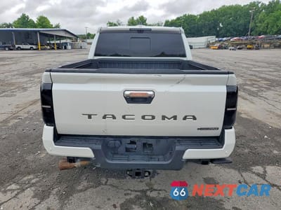 Zdjęcie 6 z 12 samochodu: 2024 TOYOTA TACOMA LIMITED HV VIN:3TYLC5LN5RT011714 - miniatura