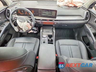 Zdjęcie 8 z 13 samochodu: 2025 KIA SORENTO EX VIN:KNDRHDJG1S5420407 - miniatura