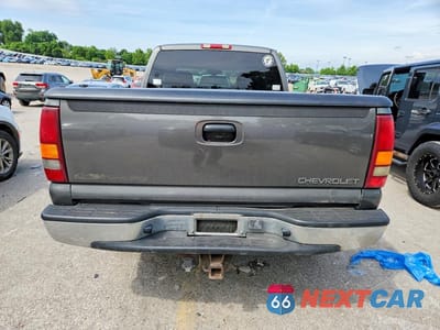 Zdjęcie 6 z 12 samochodu: 2002 CHEVROLET SILVERADO K1500 VIN:2GCEK19TX21251988 - miniatura