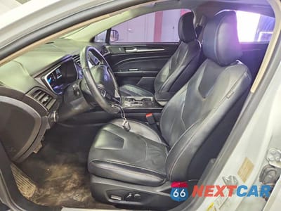 Zdjęcie 7 z 12 samochodu: 2020 FORD FUSION TITANIUM VIN:3FA6P0RU4LR100186 - miniatura