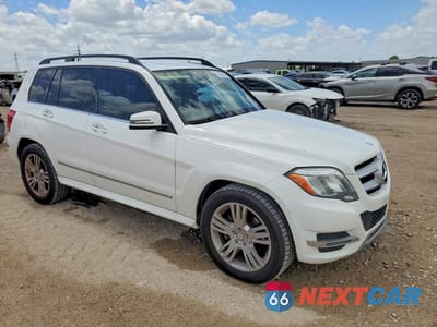 Czwarte zdjęcie samochodu z boku: 2014 MERCEDES-BENZ GLK 250 BLUETEC VIN:WDCGG0EB7EG187783 - miniatura