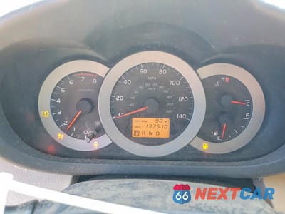 Zdjęcie 9 z 12 samochodu: 2008 TOYOTA RAV4 BASE VIN:JTMBD33V085143311 - miniatura