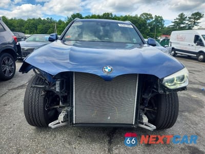 Piąte zdjęcie samochodu w środku: 2018 BMW X3 XDRIVE30I VIN:5UXTR9C51JLD63598 - miniatura
