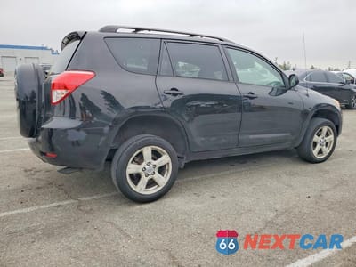 Trzecie zdjęcie samochodu z tyłu: 2006 TOYOTA RAV4 BASE VIN:JTMBK33V466002559 - miniatura