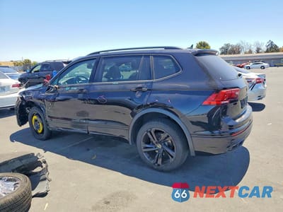 Drugie zdjęcie samochodu z przodu: 2023 VOLKSWAGEN TIGUAN SE R-LINE BLACK VIN:3VVCB7AX6PM034142 - miniatura