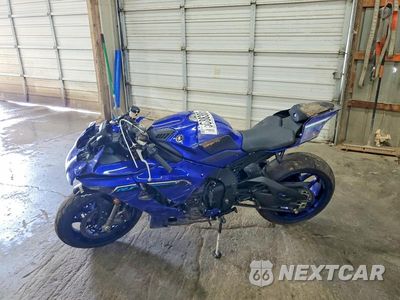 Trzecie zdjęcie samochodu z tyłu: 2025 YAMAHA YZF1000 VIN:JYARNA7E6SA000819 - miniatura