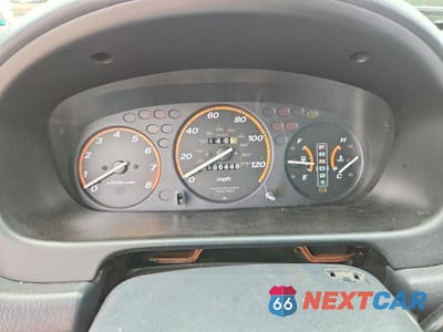 Zdjęcie 9 z 13 samochodu: 2001 HONDA CR-V SE VIN:JHLRD18711C032333 - miniatura