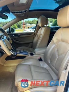 Zdjęcie 10 z 15 samochodu: 2015 PORSCHE MACAN S VIN:WP1AB2A56FLB51631 - miniatura
