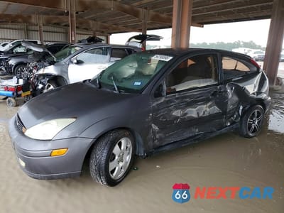 2002 FORD FOCUS ZX3 3FAFP31342R240371 - główne zdjęcie licytacji z USA - miniatura