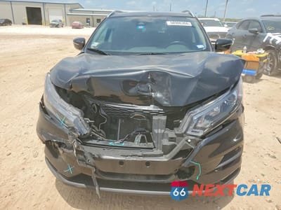 Piąte zdjęcie samochodu w środku: 2021 NISSAN ROGUE SPORT SV VIN:JN1BJ1BV3MW316549 - miniatura