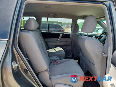 Zdjęcie 11 z 13 samochodu: 2010 TOYOTA HIGHLANDER BASE VIN:5TDZA3EH5AS007366 - miniatura