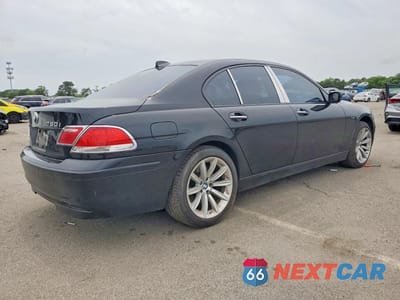 Trzecie zdjęcie samochodu z tyłu: 2007 BMW 750 I VIN:WBAHL83587DT08579 - miniatura