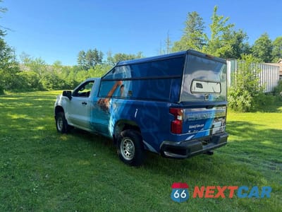 Trzecie zdjęcie samochodu z tyłu: 2020 CHEVROLET SILVERADO K1500 VIN:3GCNYAEF5LG194297 - miniatura