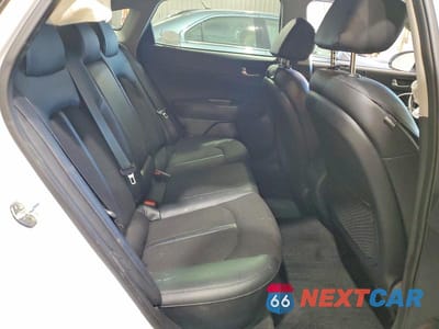 Zdjęcie 10 z 13 samochodu: 2019 KIA OPTIMA S VIN:5XXGT4L37KG370219 - miniatura