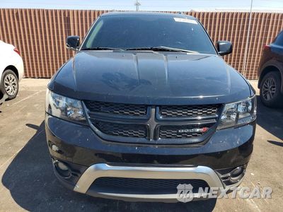 Piąte zdjęcie samochodu w środku: 2018 DODGE JOURNEY CROSSROAD VIN:3C4PDCGG6JT252069 - miniatura