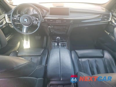 Zdjęcie 8 z 13 samochodu: 2015 BMW X5 XDRIVE50I VIN:5UXKR6C51F0J75373 - miniatura