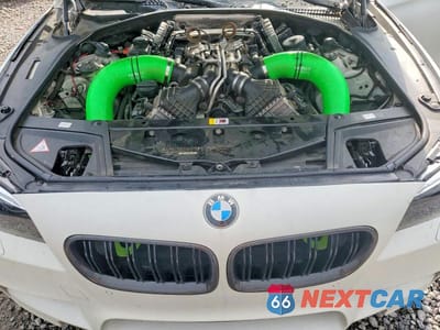 Zdjęcie 11 z 12 samochodu: 2013 BMW M5 VIN:WBSFV9C52DC774089 - miniatura
