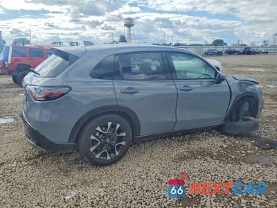 Trzecie zdjęcie samochodu z tyłu: 2026 HONDA HR-V EXL VIN:3CZRZ2H73TM744620 - miniatura