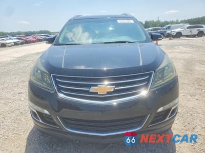 Piąte zdjęcie samochodu w środku: 2017 CHEVROLET TRAVERSE LT VIN:1GNKVGKD2HJ313390 - miniatura