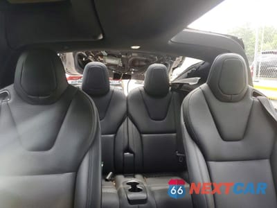 Zdjęcie 10 z 13 samochodu: 2022 TESLA MODEL X VIN:7SAXCBE5XNF333873 - miniatura