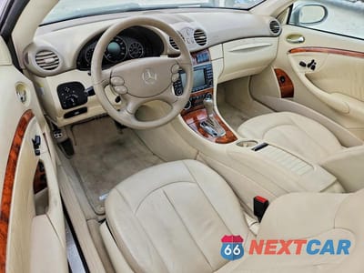 Zdjęcie 8 z 12 samochodu: 2008 MERCEDES-BENZ CLK 350 VIN:WDBTJ56H88F254034 - miniatura