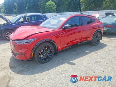 2023 FORD MUSTANG MACH-E PREMIUM 3FMTK3SU7PMA70915 - główne zdjęcie licytacji z USA - miniatura