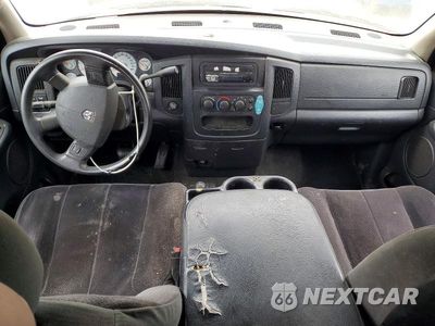 Zdjęcie 8 z 12 samochodu: 2005 DODGE RAM 1500 ST VIN:1D7HU18D35S317941 - miniatura