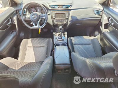 Zdjęcie 8 z 13 samochodu: 2019 NISSAN ROGUE SV VIN:KNMAT2MV0KP512123 - miniatura