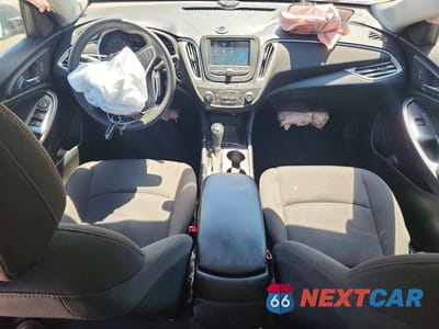 Zdjęcie 8 z 12 samochodu: 2018 CHEVROLET MALIBU LS VIN:1G1ZB5ST9JF232707 - miniatura