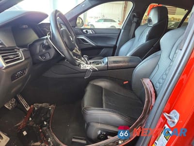Zdjęcie 7 z 13 samochodu: 2022 BMW X6 M VIN:5YMCY0C09N9L41859 - miniatura