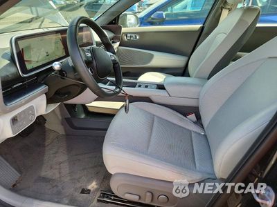 Zdjęcie 7 z 12 samochodu: 2023 HYUNDAI IONIQ 6 SEL VIN:KMHM34ACXPA038523 - miniatura
