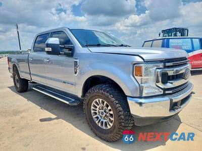 Czwarte zdjęcie samochodu z boku: 2022 FORD F350 SUPER DUTY VIN:1FT8W3BTXNEF80913 - miniatura