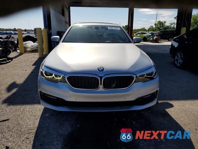 Piąte zdjęcie samochodu w środku: 2018 BMW 540 I VIN:WBAJE5C56JWA92711 - miniatura