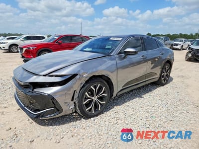 2025 TOYOTA CROWN XLE JTDAAAAF9S3034479 - główne zdjęcie licytacji z USA - miniatura