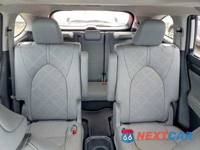 Zdjęcie 10 z 14 samochodu: 2024 TOYOTA HIGHLANDER PLATINUM VIN:5TDKDRBH5RS564595 - miniatura