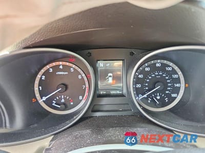 Zdjęcie 9 z 13 samochodu: 2018 HYUNDAI SANTA FE SPORT 2.4L VIN:5XYZU3LB9JG528013 - miniatura