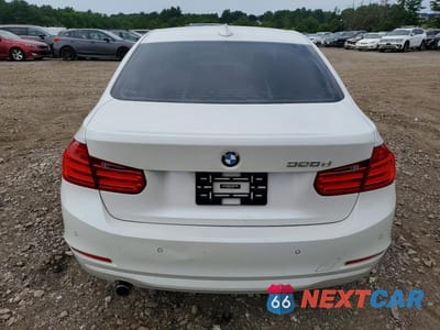 Zdjęcie 6 z 12 samochodu: 2015 BMW 328 D VIN:WBA3D3C5XFK157541 - miniatura
