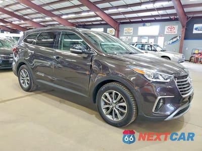 Czwarte zdjęcie samochodu z boku: 2017 HYUNDAI SANTA FE SE VIN:KM8SNDHF8HU169306 - miniatura