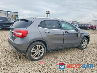 Trzecie zdjęcie samochodu z tyłu: 2016 MERCEDES-BENZ GLA 250 VIN:WDCTG4EB1GJ224807 - miniatura