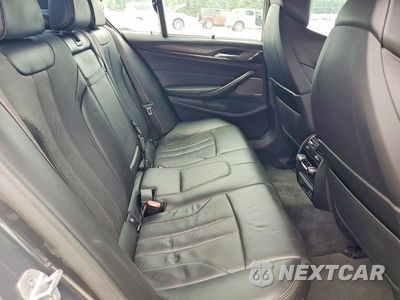 Zdjęcie 10 z 12 samochodu: 2021 BMW M5 VIN:WBS83CH08MCG82044 - miniatura