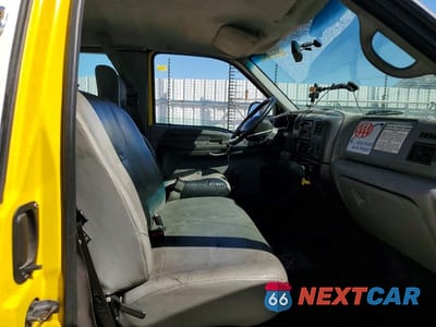 Piąte zdjęcie samochodu w środku: 2007 FORD F650 SUPER DUTY VIN:3FRWX65B87V511298 - miniatura