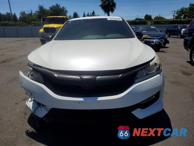 Piąte zdjęcie samochodu w środku: 2017 HONDA ACCORD SPORT SPECIAL EDITION VIN:1HGCR2F16HA126983 - miniatura