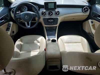 Zdjęcie 8 z 13 samochodu: 2015 MERCEDES-BENZ GLA 250 4MATIC VIN:WDCTG4GB1FJ082888 - miniatura