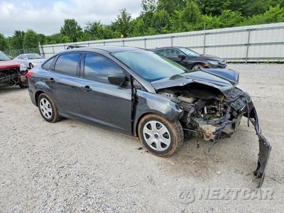 Czwarte zdjęcie samochodu z boku: 2017 FORD FOCUS S VIN:1FADP3E23HL347895 - miniatura